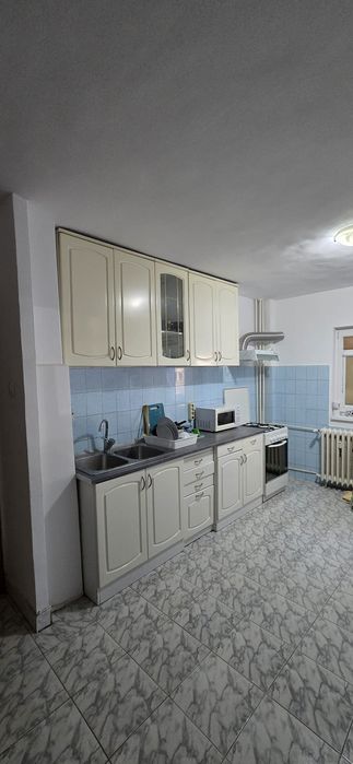 Închiriez apartament 2 camere Piața Muncii- București