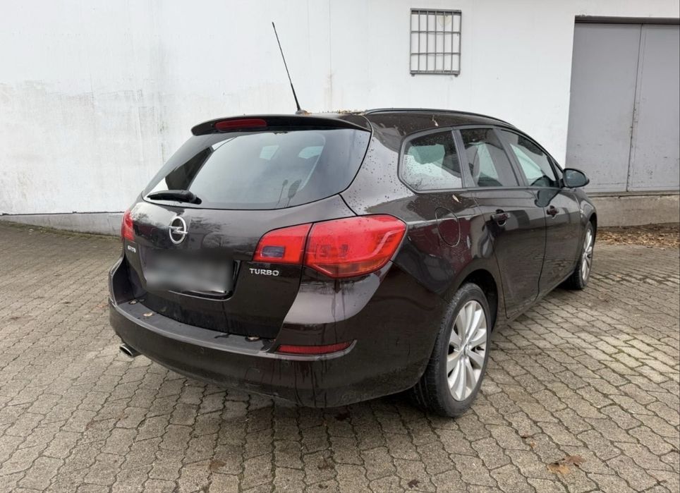 Opel astra J 1.4t benzina