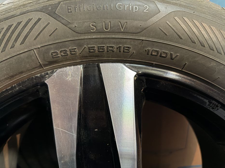 Продам летние шины GOODYEYR 235/55/18 100V