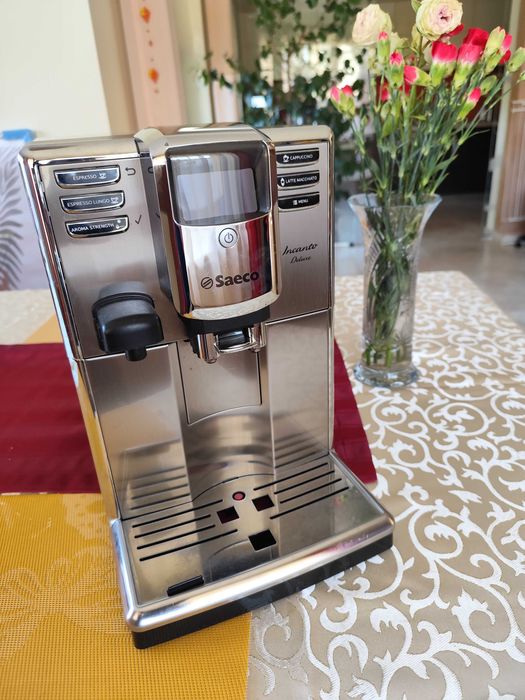 Vand expresor cafea Saeco Incanto Deluxe