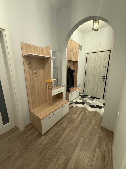 Тристаен апартамент в Центъра