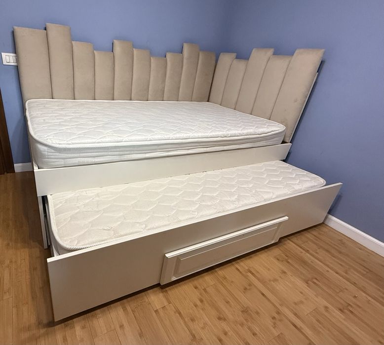 Pat dublu suprapus cu sertar pat + saltele