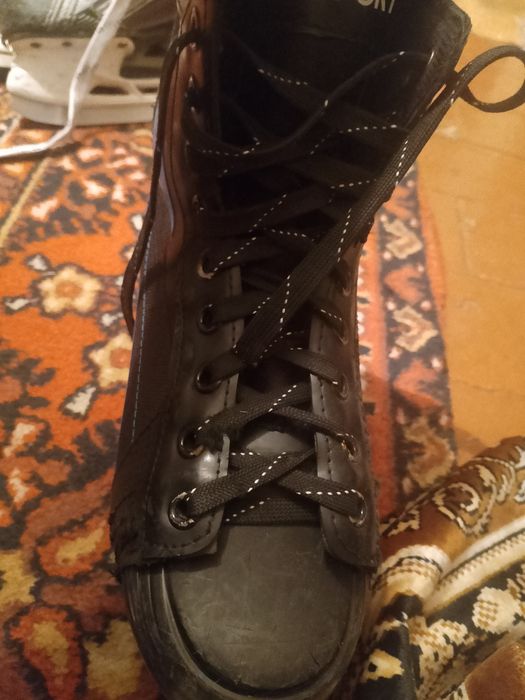 Коньки хоккейные