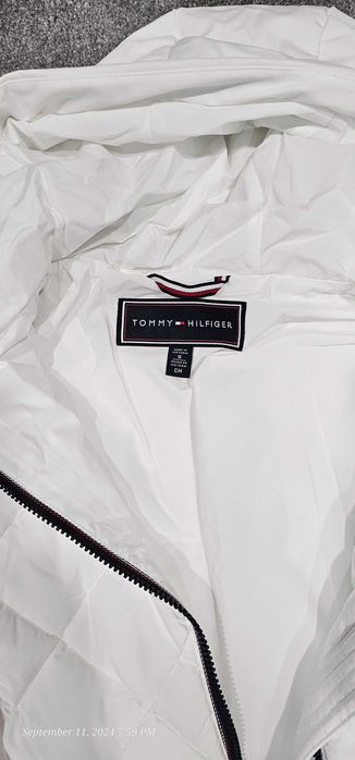 Tommy Hilfiger оригинални дамски якета размери S и М Внос от USA