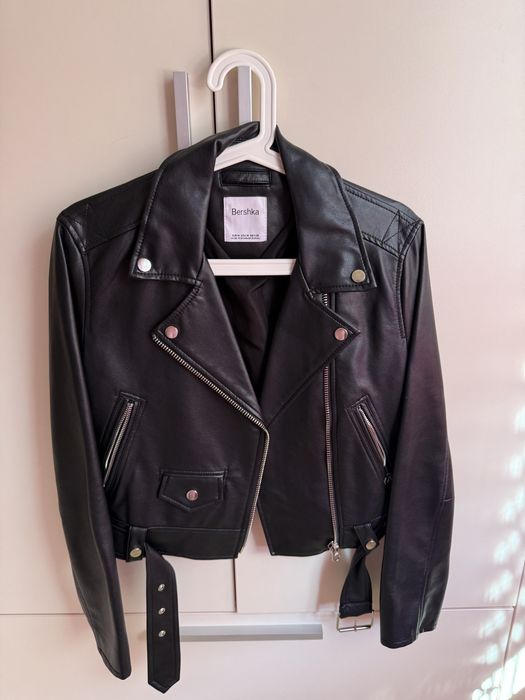Кожени яке Bershka