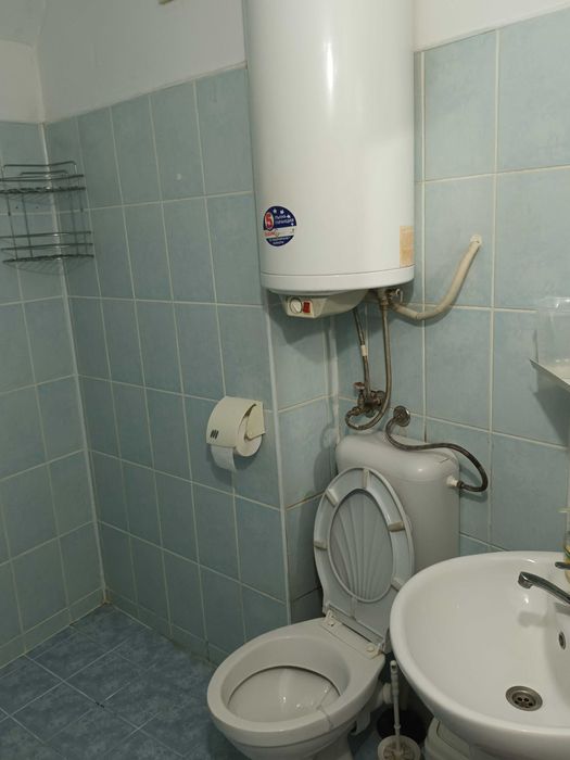 Дава се под наем Едностаен апартамент в Варна, Конфуто - 40 кв.м за 295.8 € - Снимка #3