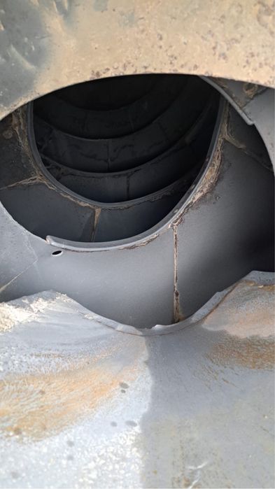 Autobetoniera Iveco Astra HD8 84.48