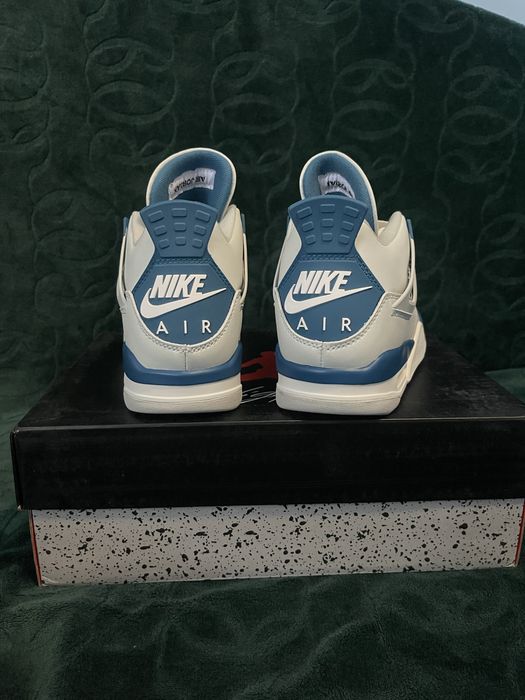 Jordan 4 military blue