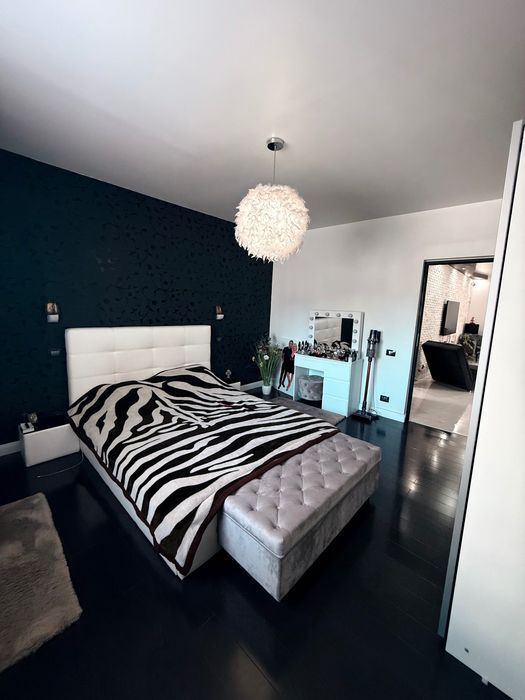 Apartament în vila 3camere + Spațiu comercial