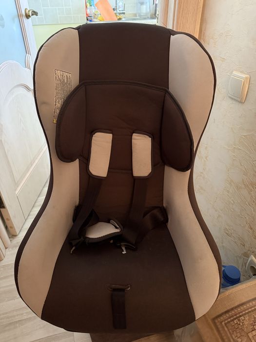 Автокресло на 9-18 кг