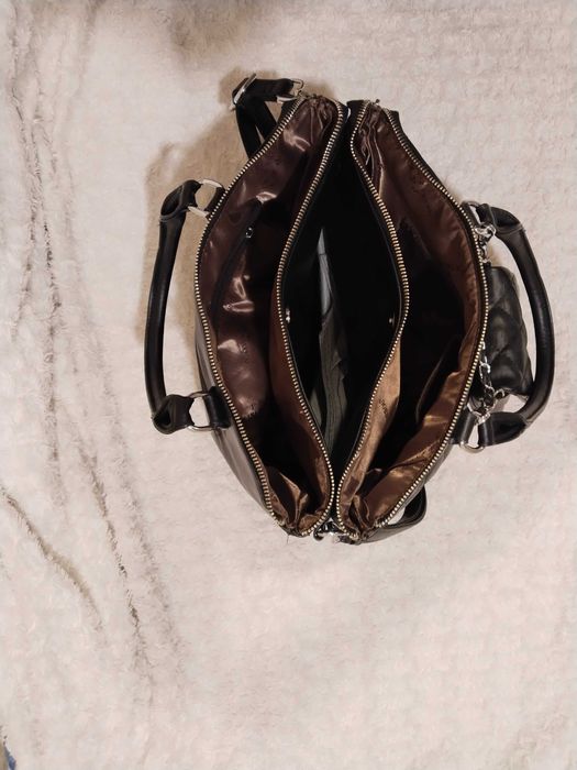 Продам сумку  Бренд  Polina  Eiterou