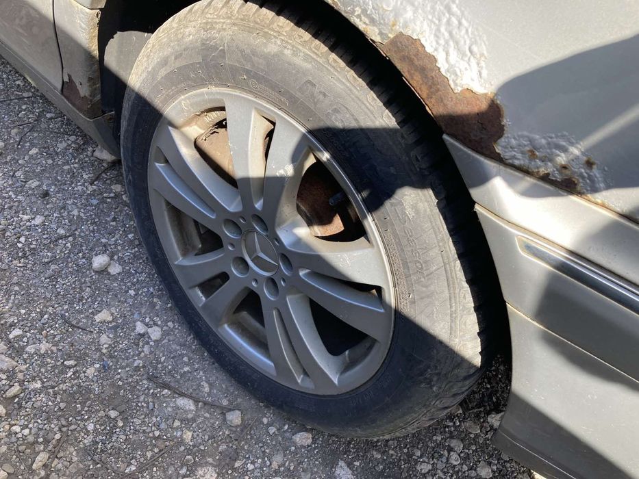 4 броя всесезонни гуми с джанти Мерцедес 17 цола