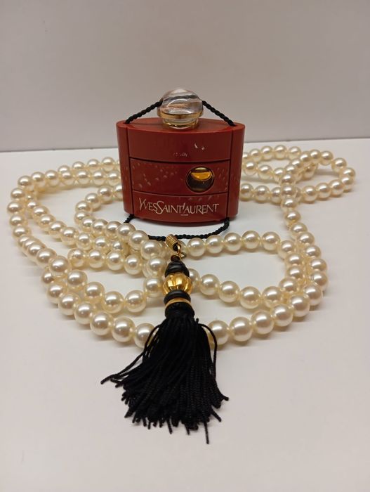 Ретро винтидж парфюм