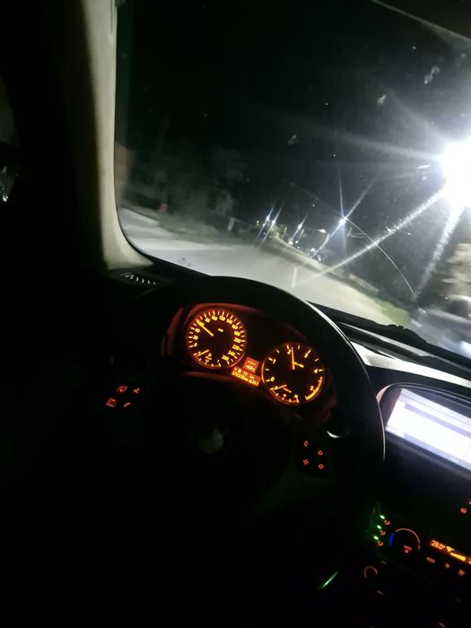 Bmw e90 întreținut