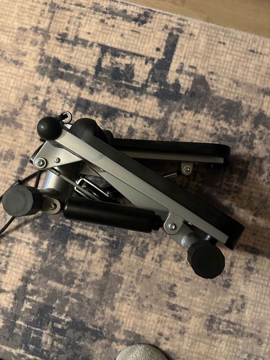 Stepper reglabil cu corzi