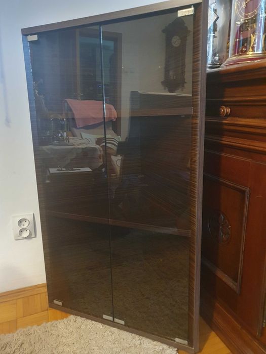 Vand dulap de colt cu usi de sticla