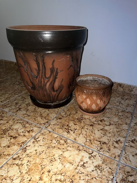 Продам большой керамический горшок.