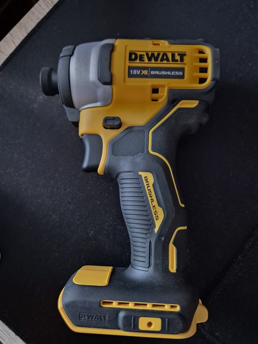 Dewalt DCF809D2 ca nou