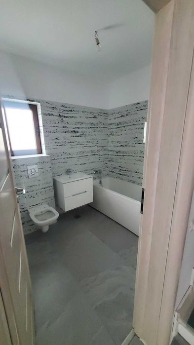 Case Dobroesti cu panouri fotovoltaice