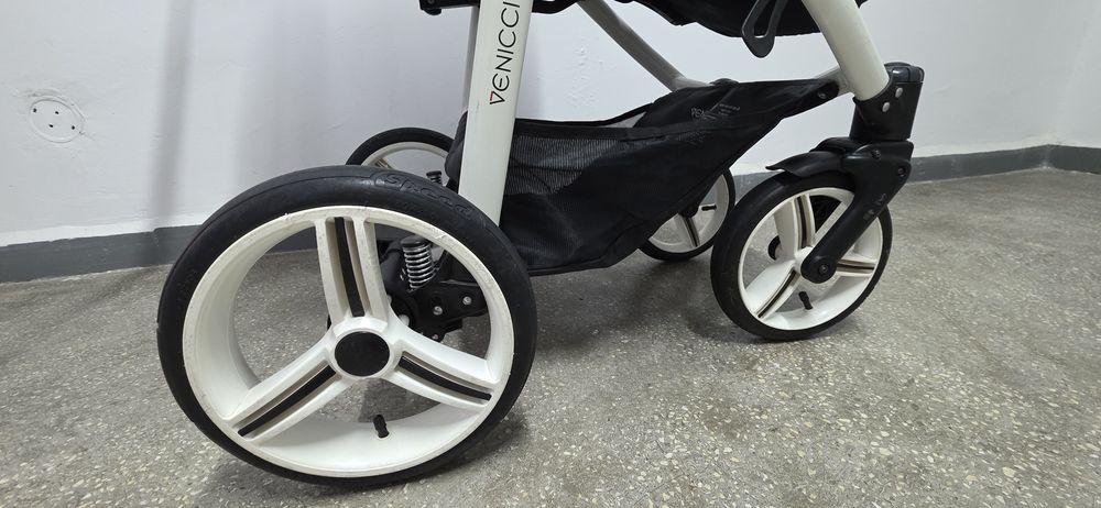 Carucior Venicci 3 in 1