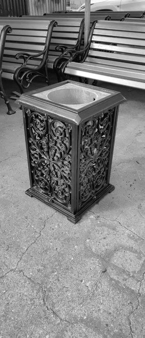 Урна уличная чугунная