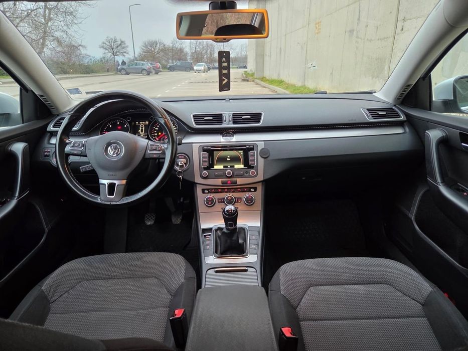 Volkswagen Passat 2.0 140hp