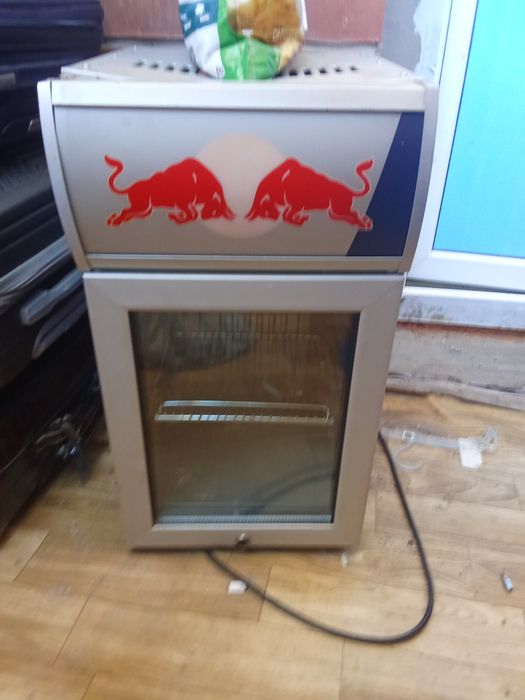 Холодильник рабочий