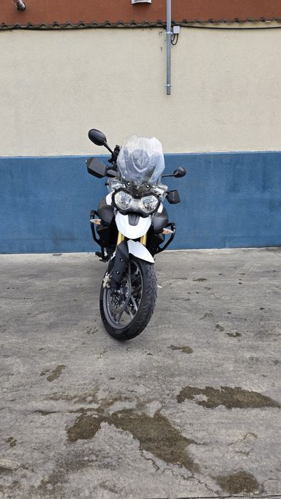 Triumph Tiger 800 impecabil