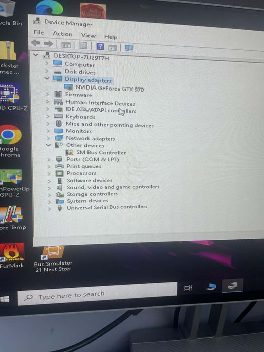 Unitate monitor  tastatura full. Setup