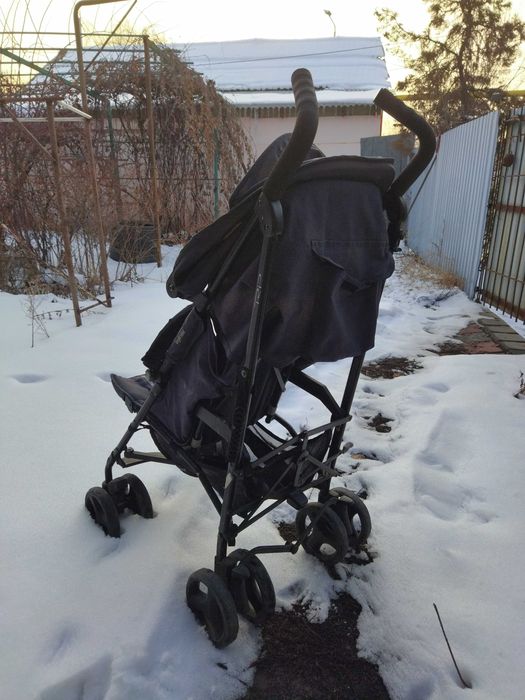 Детская коляска трость