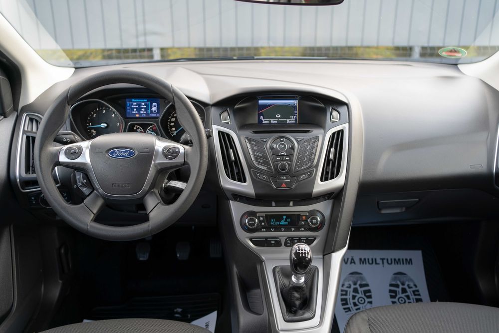Rate de la 130euro/Luna Ford Focus Style 2013 1.6 Diesel 115cp E5 Garantie 3Ani 210mii-KmReali Xenon LED ParkAssist Navi ClimatronicDublu