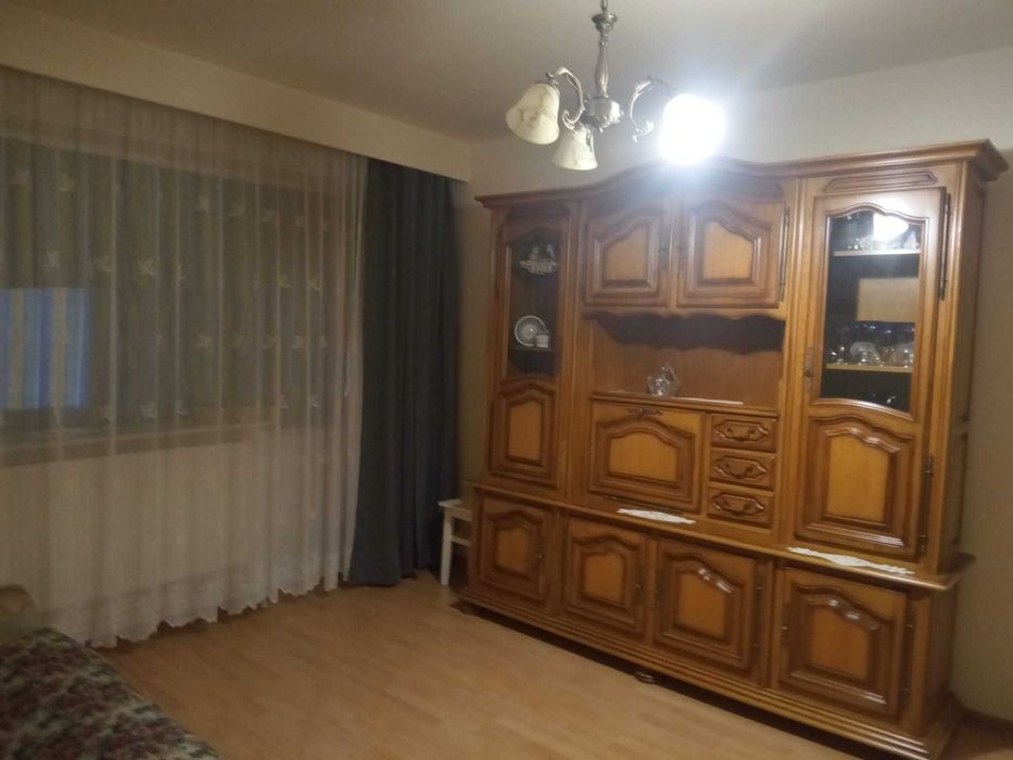 Vând apartament 2 camere Deva
