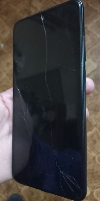 Продаётся телефон