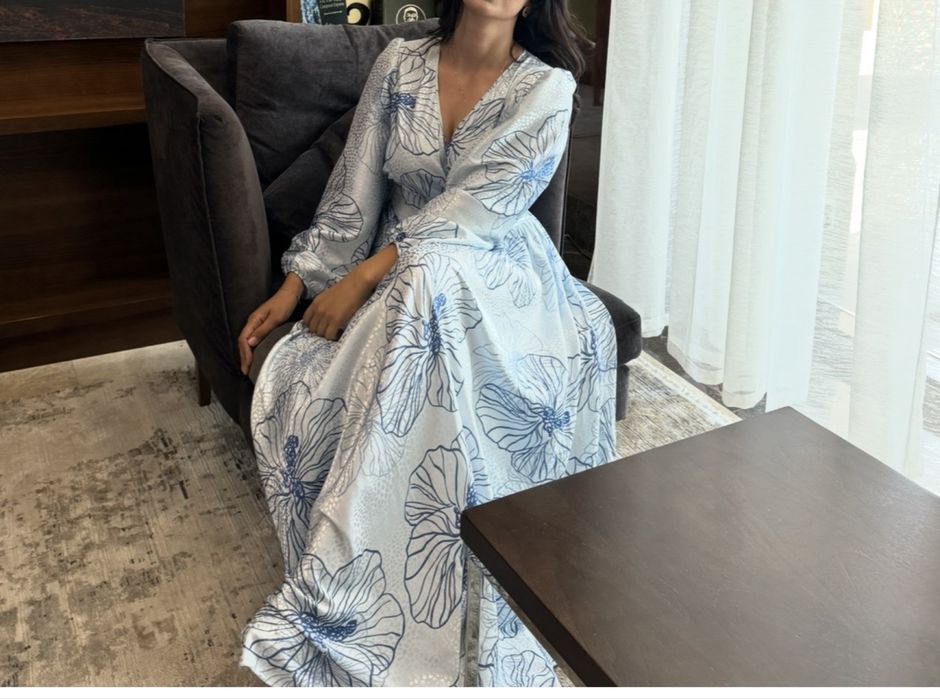 Платье,надето только один раз