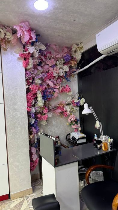 Gozallik saloni sotiladi