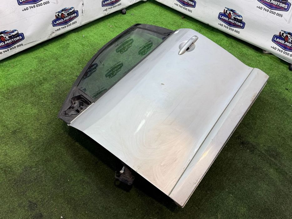 USA PORTIERA FATA STÂNGA RENAULT MEGANE III B95 1.6 DIESEL 2014 / HATCHBACK 2008-2016