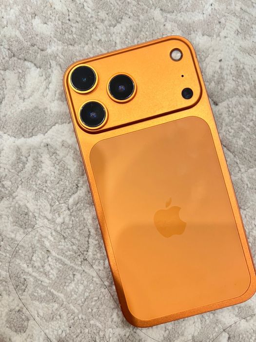 Iphone XR в корпусе 17pro,айфон новый