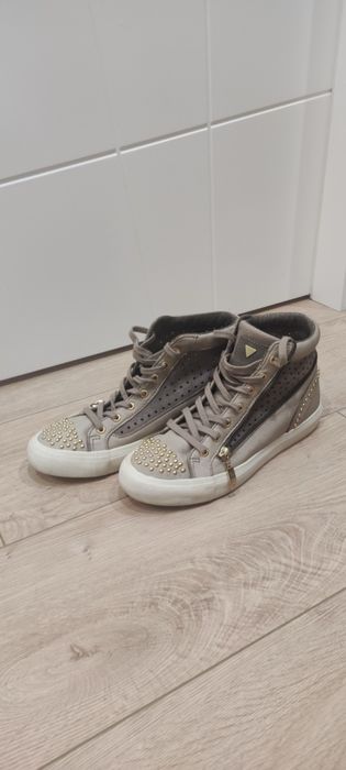 Дамски обувки Guess