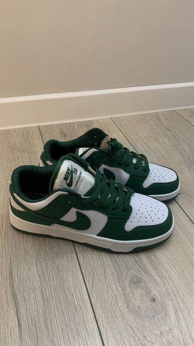 Обвь,кроссовки NIKE 36р