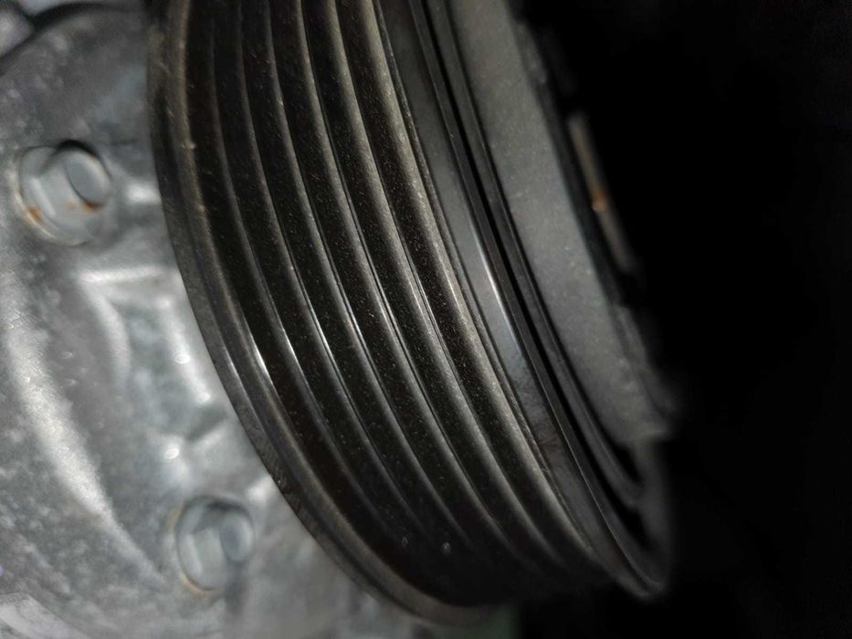 Compresor ac clima audi A4 A5 8T0260805E 8T0 260 805E