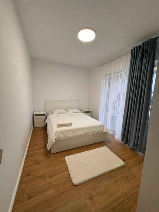 De inchiriat apartament cu 3 camere mobilat utilat