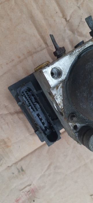 Bara spate/stergatoare clio symbol/thalia