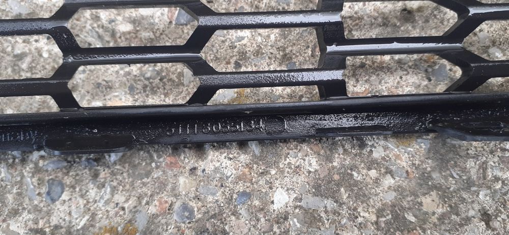 Дясна Решетка За Предна Броня  BMW F10 F11  M-Sport  2009-2017 Година