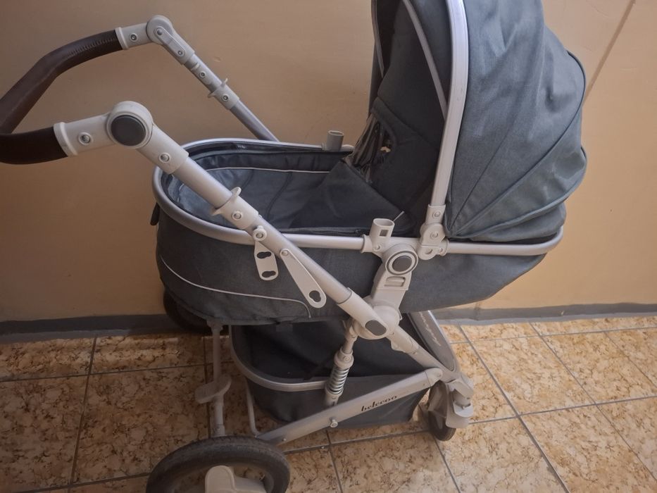 Продам коляску...