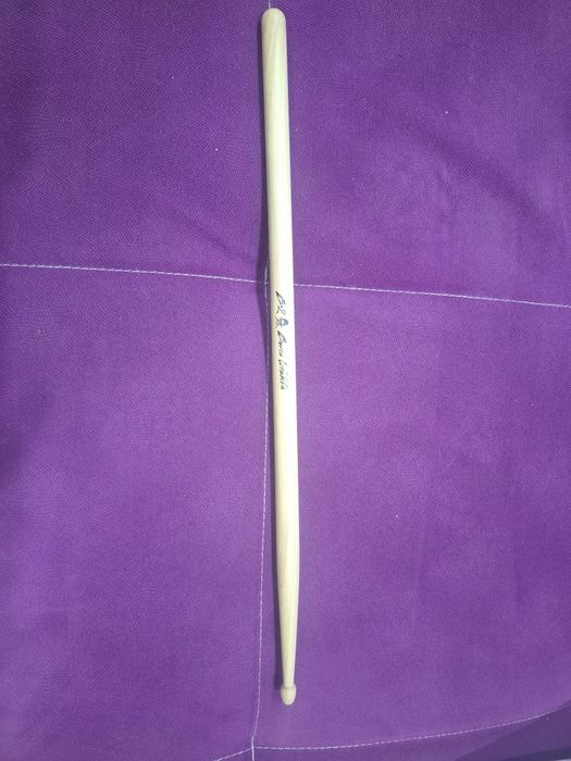 Продам барабанную палочку Би2