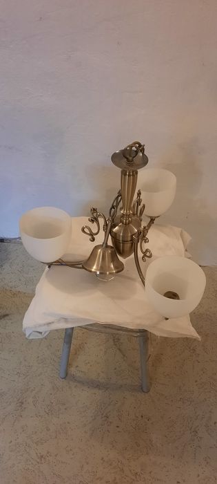 Люстра 3х рожковая