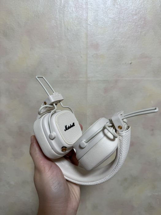 Наушники Marshall