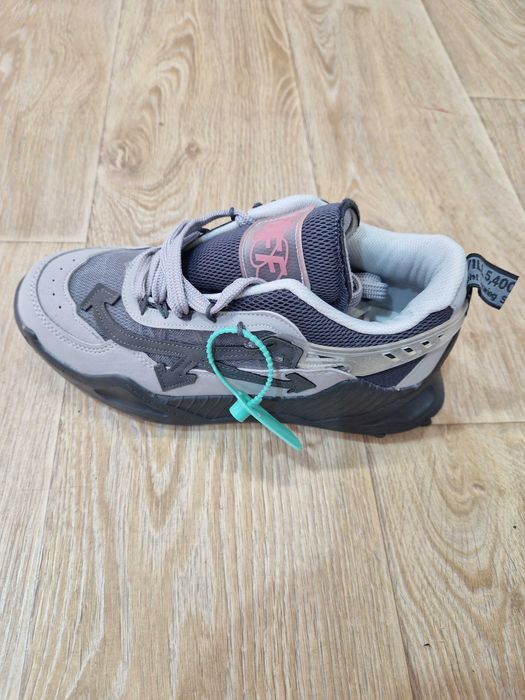 Off White  3 цвята