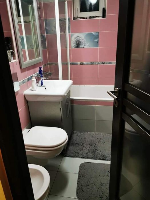 Închiriez Apartament 4 Camere