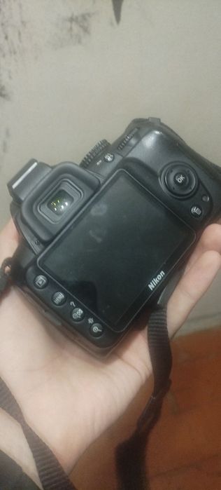 продам nikon d3000